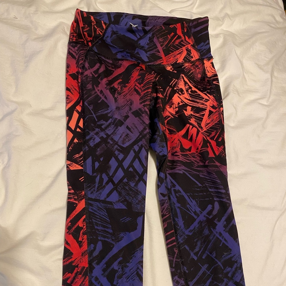 Multi-colored active cropped pants